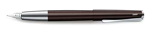 Lamy studio 069 - Pluma estilográfica de acero inoxidable en acabado de laca marrón oscuro con mango de acero inoxidable pulido, plumín de acero plateado pulido, grosor de la pluma M