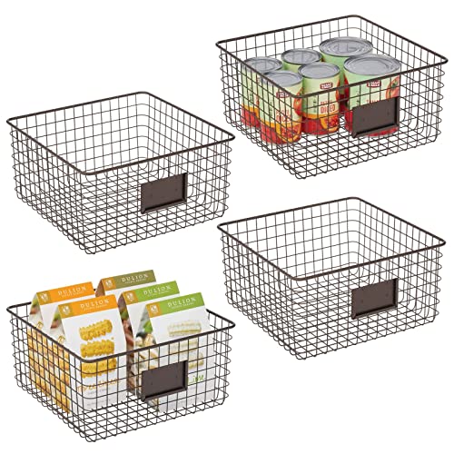 mDesign Juego de 4 Cajas Multiusos de Metal – Caja organizadora con Espacio para Poner Etiqueta para Cocina, despensa, etc. – Cesta de almacenaje de Alambre, compacta y Universal – Color Bronce