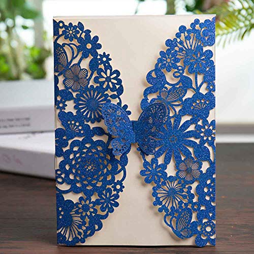 Wishmade Tarjetas de invitaciones de boda con purpurina azul real con 50 piezas de diseño de flores de encaje de mariposa cortado con láser, para fiestas de cumpleaños (juego de 50 unidades)